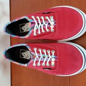 Vans lace-up W6/M4.5